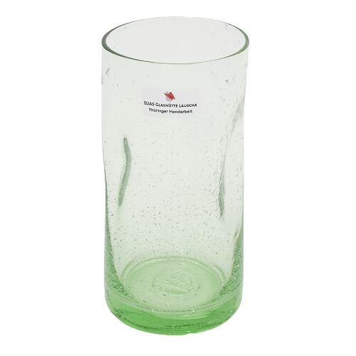 gruenes trinkglas unfoermig mundgeblasen waldglas